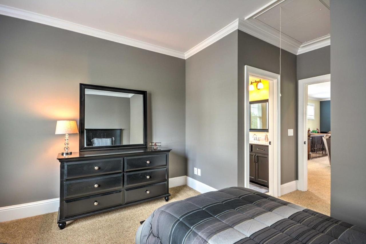 Spacious Family-Friendly Retreat With Winter Rates! Greensboro Exterior photo